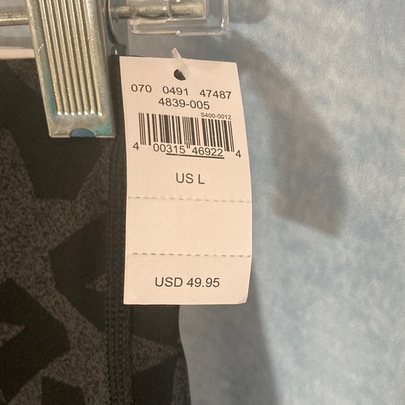 NWT Aerie Black & Grey Star Print Leggings Chill Play Move Line 7/8 Length Large - Picture 5 of 16